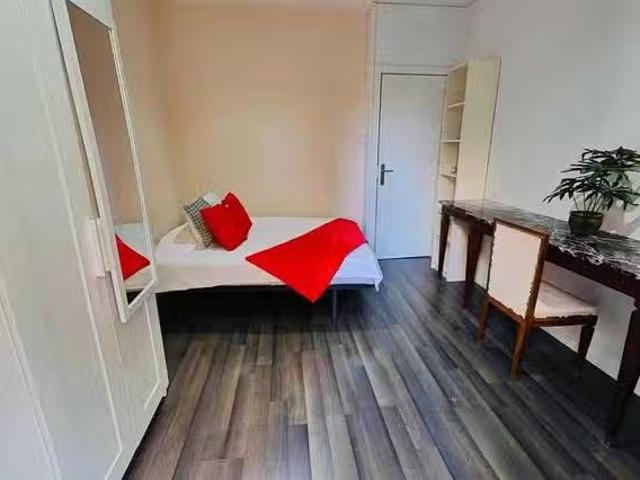 Encantador Habitación en Calle de Moratín