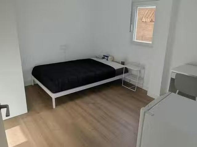 ¡Recién llegado! Habitación en Calle de Nicolás Usera, Usera