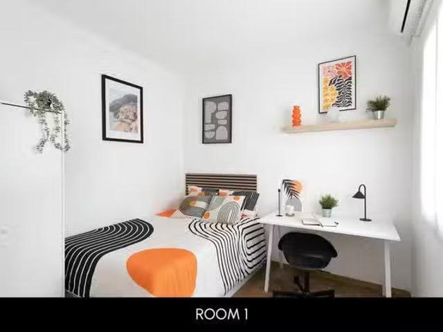 Bonito Habitación en Calle de Ayala, Salamanca