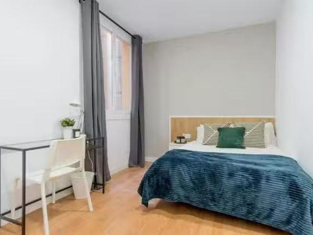 Barato Habitación en Calle de Alejandro González, Fuente del B.