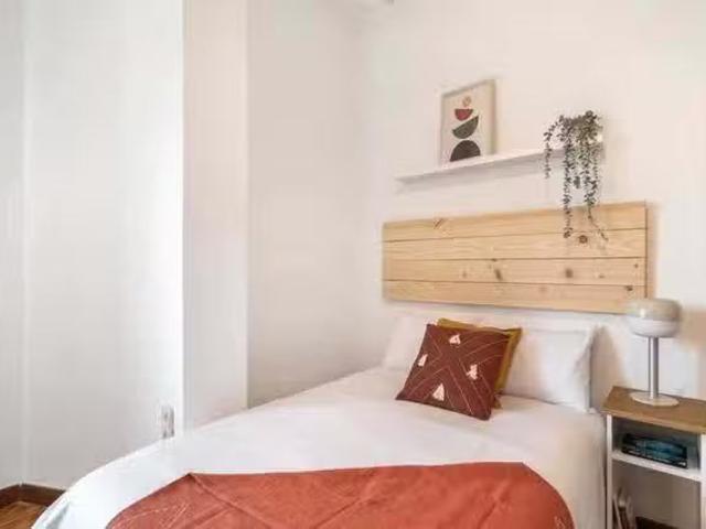 ¡Renta! Habitación en Calle de Bravo Murillo