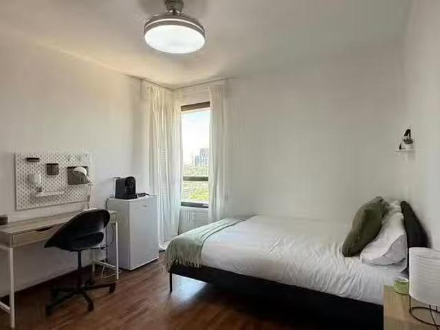 Encantador Habitación en Calle de Cardenal Marcelo Spínola, Ch.