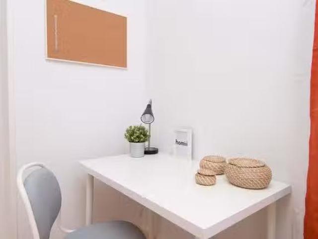 Bonito Habitación en Calle de Edgar Neville