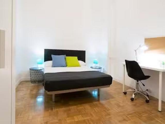 Barato Habitación en Calle de Fuencarral