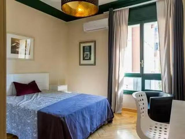 ¡Oferta! Habitación en Calle de Rafael Salgado, Hispanoamérica