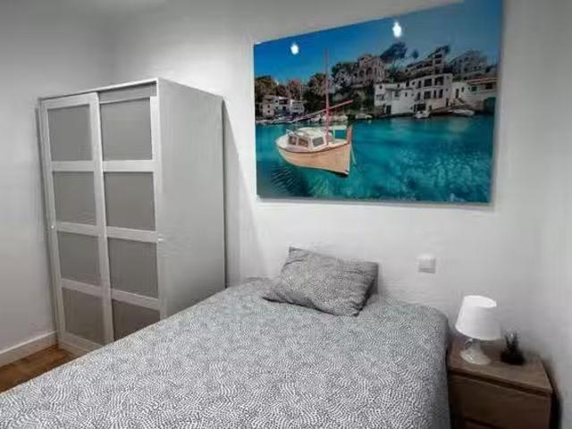 Encantador Habitación en Calle de Tutor, Argüelles