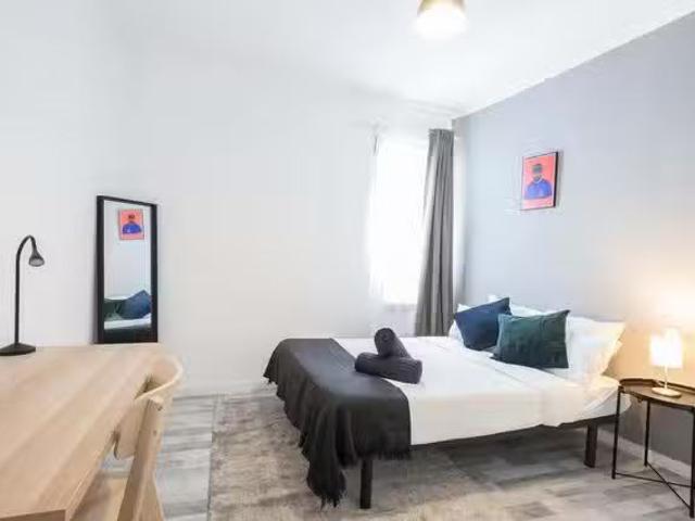 Encantador Habitación en Calle del Conde de Romanones