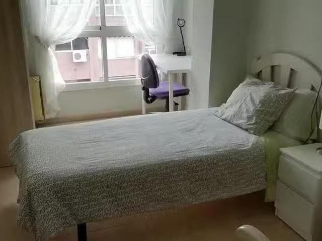 ¡Recién llegado! Habitación en Calle Floridablanca, El Carmen