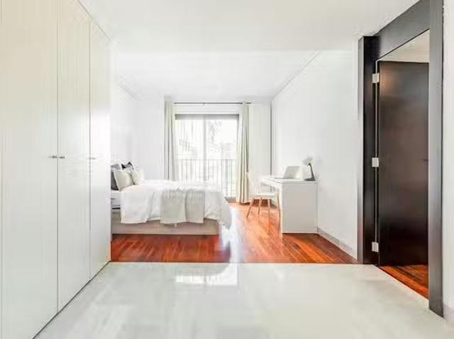 Barato Habitación en Carrer Comte de Montornés, La Xerea