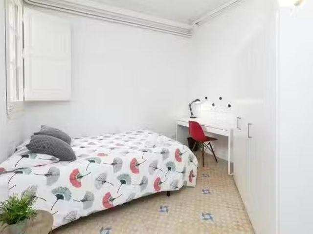 Encantador Habitación en Gran Via de les Corts Catalanes, La N.