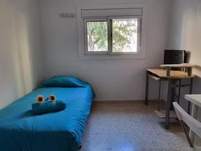 Acogedor Habitación en Passeig de la Ciutat de Mallorca, Porta
