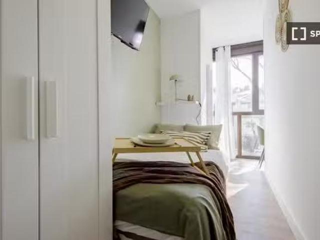 Barato Habitación en piso compartido en alquiler en Peñagrande.