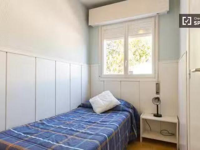 Bonito Habitación en piso compartido en alquiler en El Plantío.