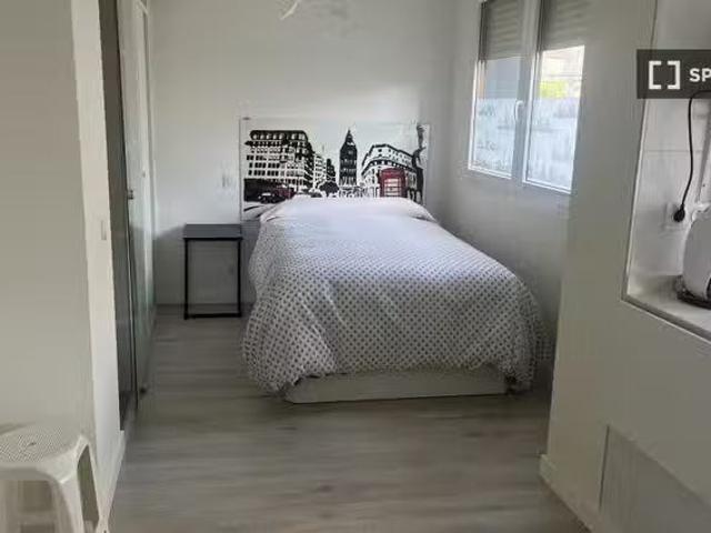 Bonito Habitación en piso compartido en alquiler, Santander