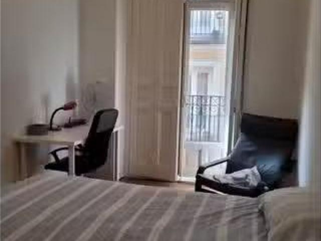 Encantador Habitación en piso compartido en madrid