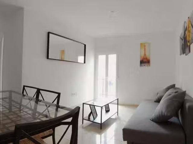 Encantador Piso de 1 habitación en Calle Antonio Prieto