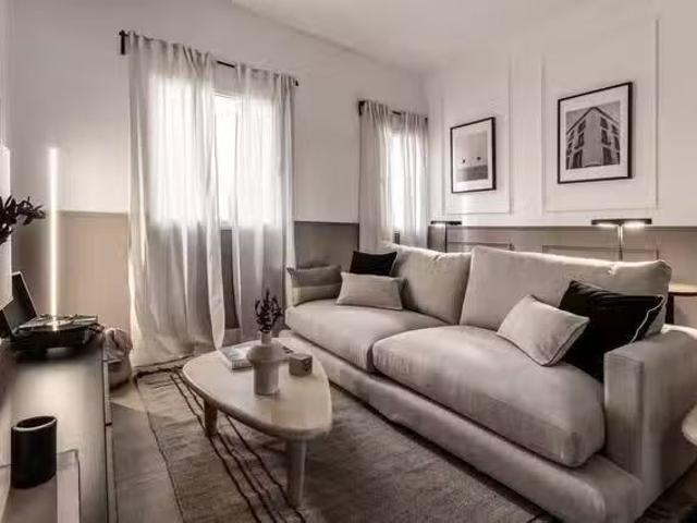 ¡Recién llegado! Piso de 1 habitación en Calle de Alonso Cano