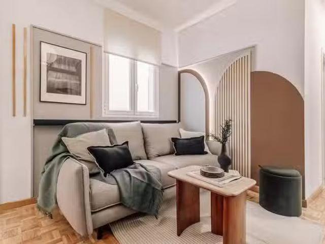¡En alquiler! Piso de 1 habitación en Calle de Fernán González