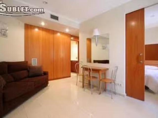 Nuevo Piso de 1 habitación en Carrer d Aragó, 373, 08009 Barce.