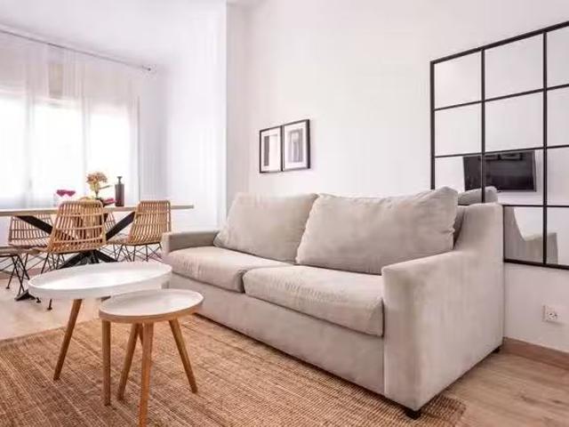 Bonito Piso de 1 habitación en Carrer de Rocafort