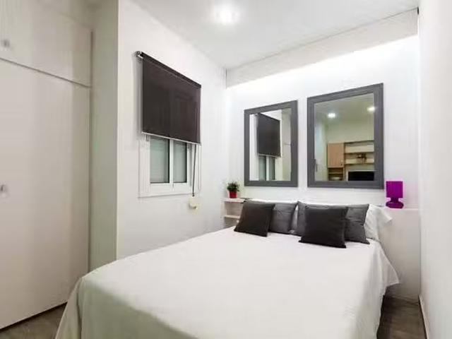 Encantador Piso de 1 habitación en Carrer del Portal Nou