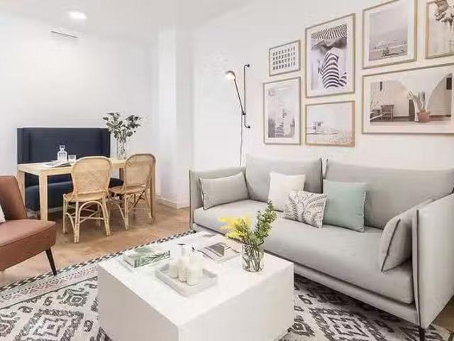¡Oferta! Piso de 1 habitación en Carrer del Túria