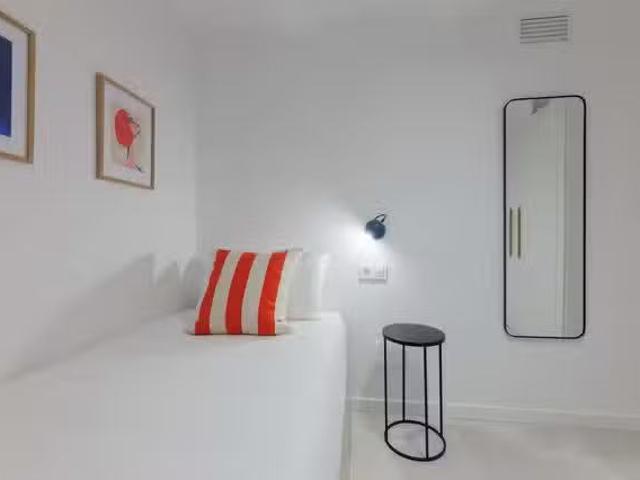 Bonito Piso de 1 habitación en Gran Via de les Corts Catalanes
