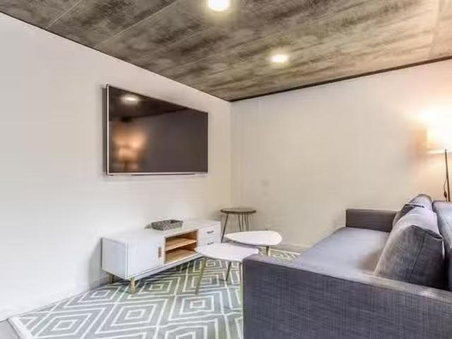 ¡Recién llegado! Piso de 1 habitación en Madrid