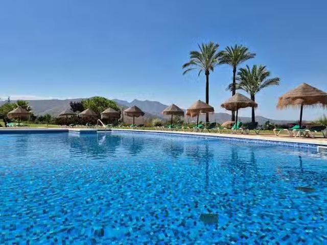 Único Piso de 3 habitaciones en Mijas