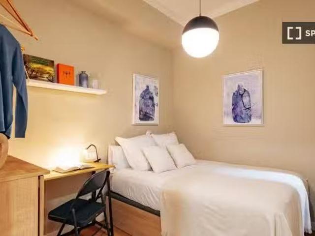 Encantador Se alquila habitación en piso compartido en Barcelona