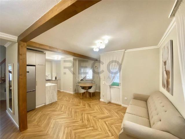 RECO Casa P+M in Sanmartin Beverly Hills Zona linistita langa padure
