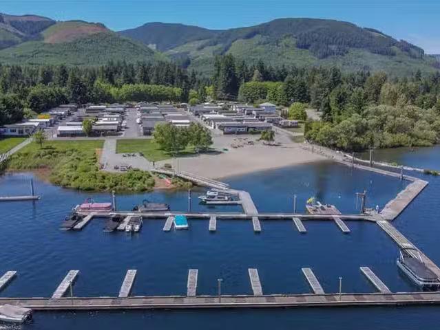 Recreational Property for sale in Honeymoon Bay, 6 6855 Park A.