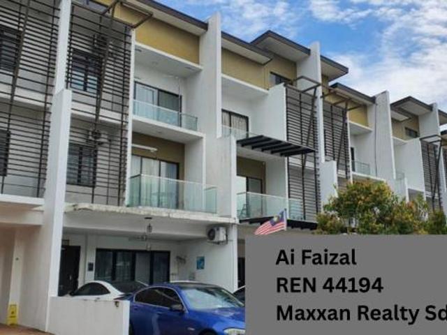 Reduced Price 3 Storey Superlink House Anggun 3 Emerald Rawang