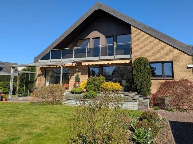 REDUZIERT Soester Westen geräumiges, freistehendes Einfamilienhaus mit Einliegerwohnung und Sauna in Anliegerst.