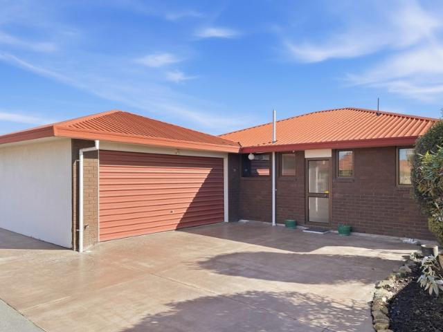 redwood, 2 bedrooms