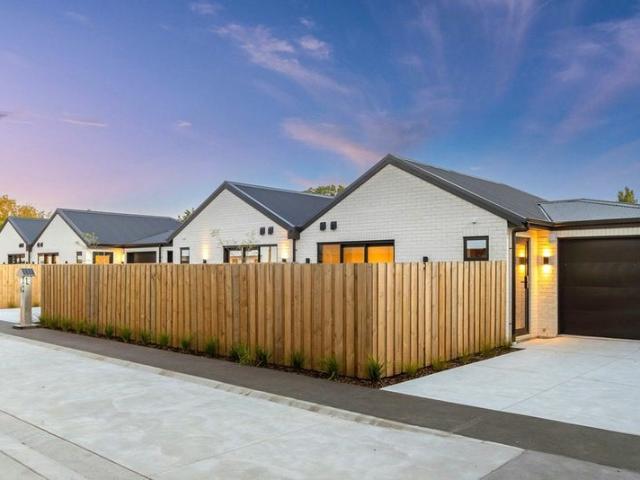 redwood, 2 bedrooms