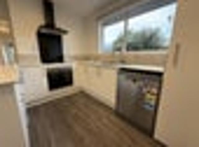 Redwood, 3 bedrooms, $650 pw