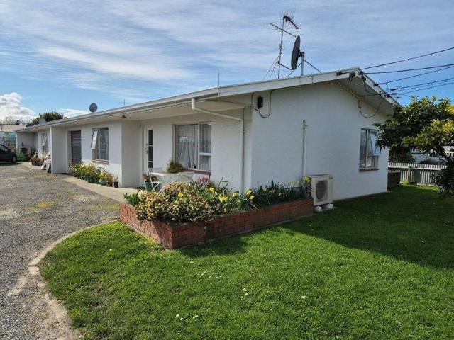 redwoodtown, 2 bedrooms