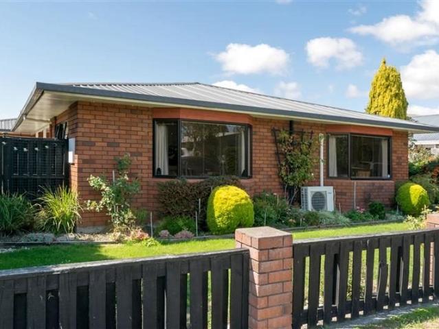 redwoodtown, 3 bedrooms