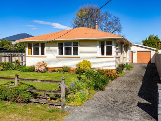 redwoodtown, 3 bedrooms