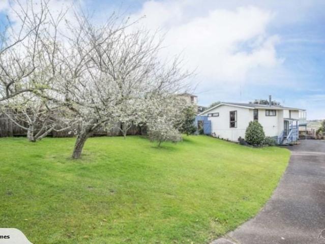 red beach, 3 bedrooms