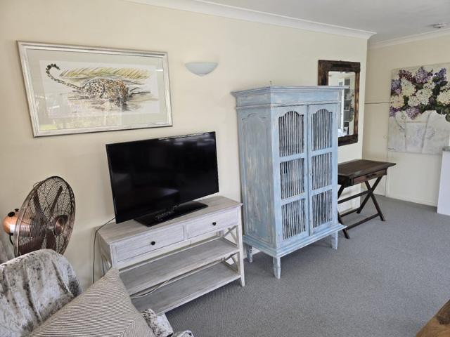 red beach, 3 bedrooms