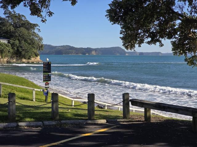 red beach, 3 bedrooms
