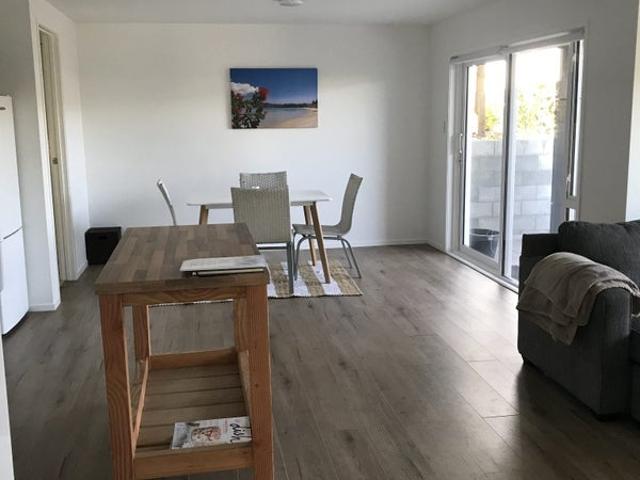 red beach, 2 bedrooms