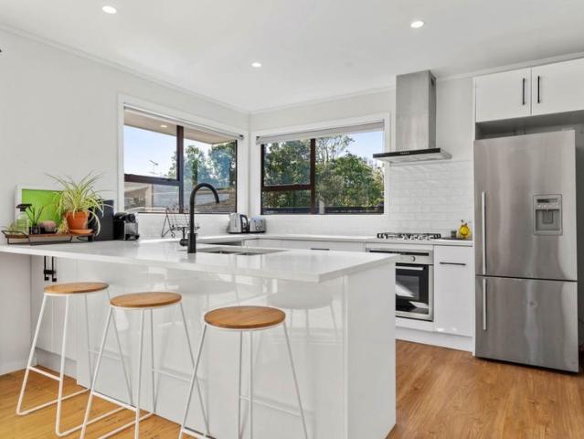 red beach, 2 bedrooms