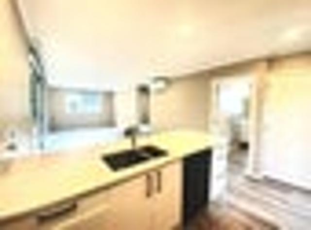 Red Beach, 2 bedrooms, $620 pw