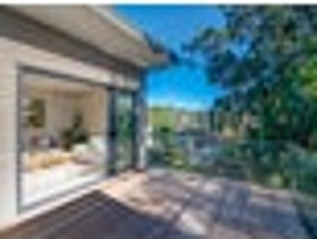 Red Beach, 2 bedrooms, $650 pw