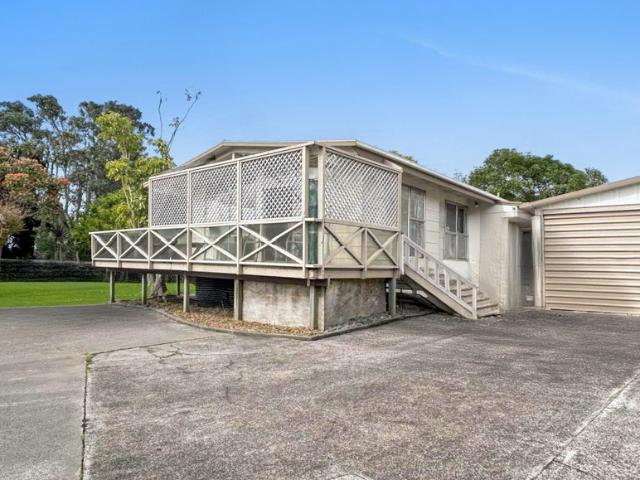 red beach, 2 bedrooms