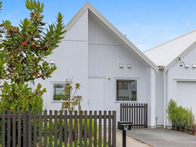 red beach, 2 bedrooms