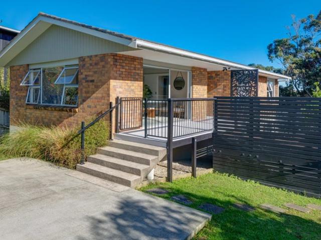 red beach, 4 bedrooms
